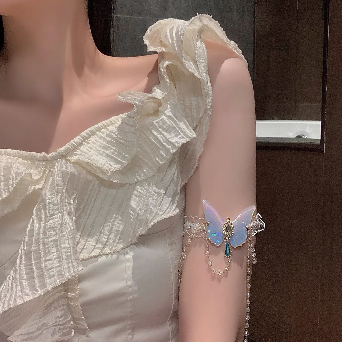 Fashionable Butterfly Pattern  - đánh giá và giá Body Jewelry For You